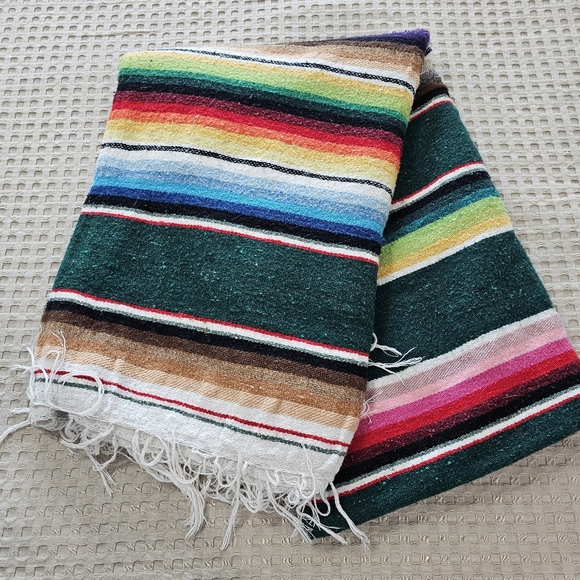 Mexucan Wool Serape Blanket Large Size 87x56 - Picture 1 of 8